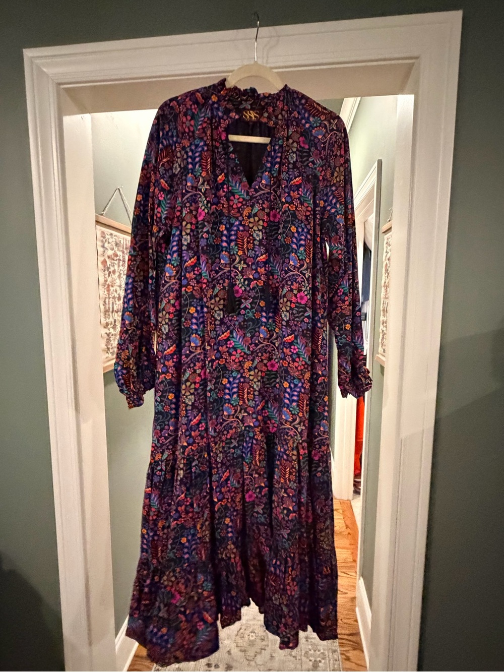 Multicolor Floral V-Neck Long Sleeve Maxi Dress